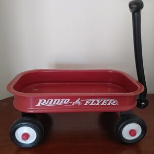 Radio Flyer Little Toy Wagon